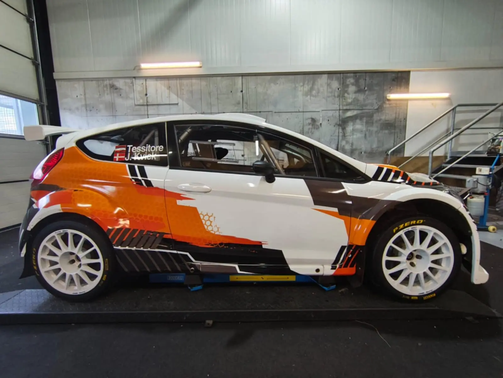 Ford Fiesta Proto - Mitsubishi EVO X – photo 2