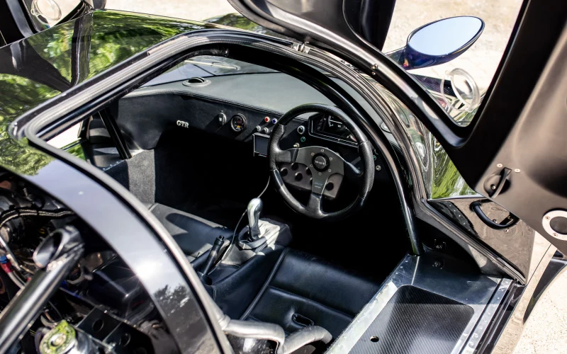 2005 Ultima GTR, 600bhp, Supercharged, 6 speed, Stack dash.