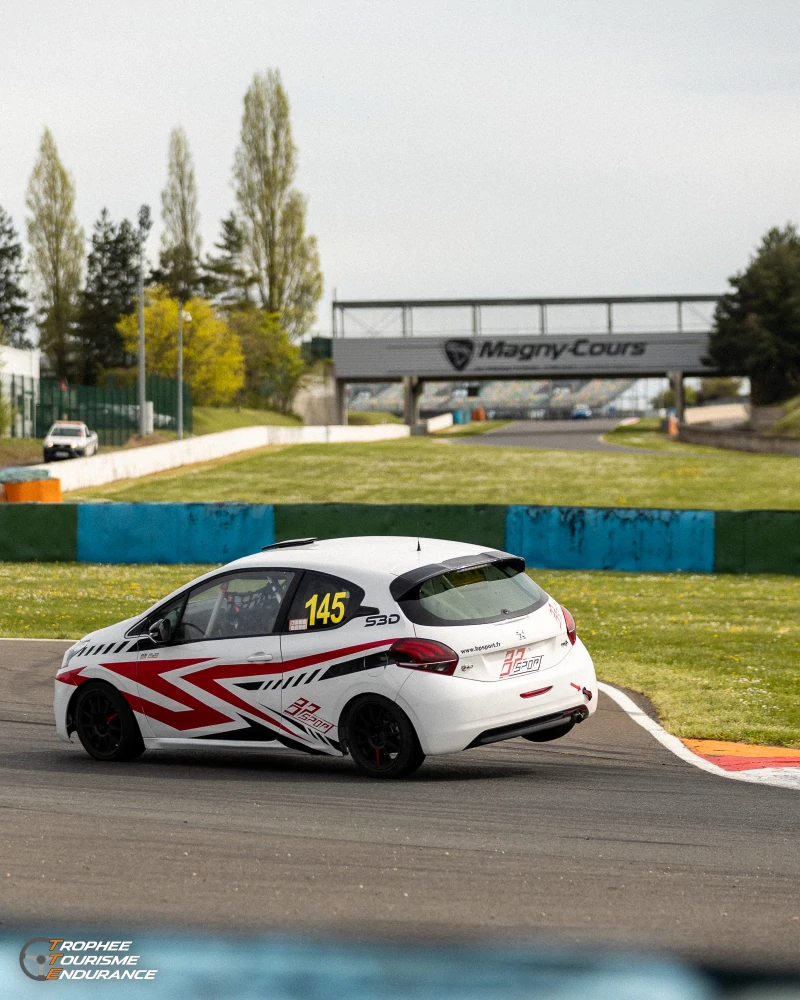 Location / Assistance 208 Racing Cup
