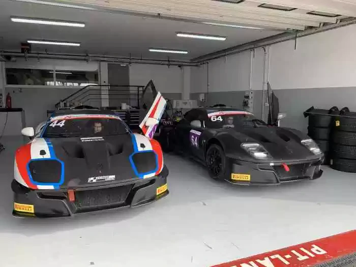 Ligier JS2R rental