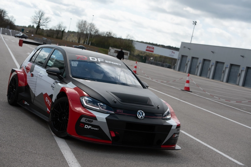 Location GOLF ex-WTCR éligible TTE et TC