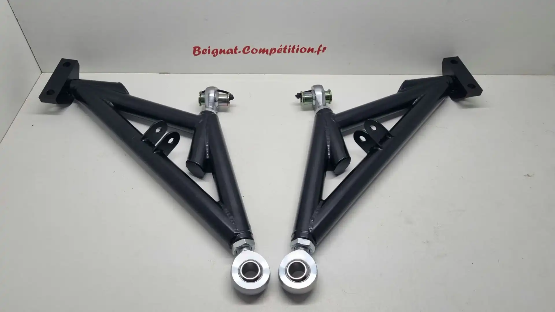 Triangles 106 / SAXO F2000 – photo 1