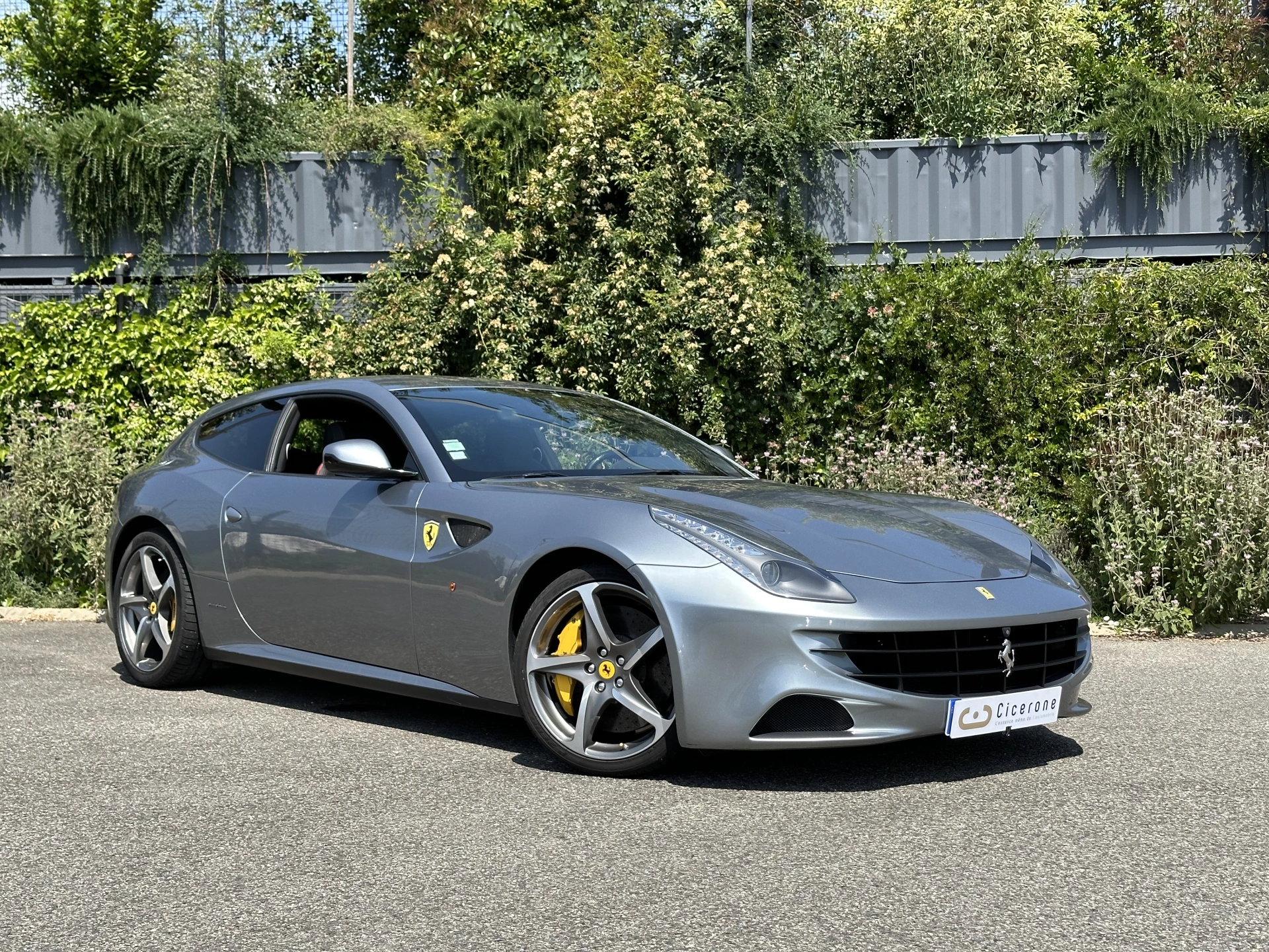 Ferrari FF / V12 6.3L 660CH – photo 1
