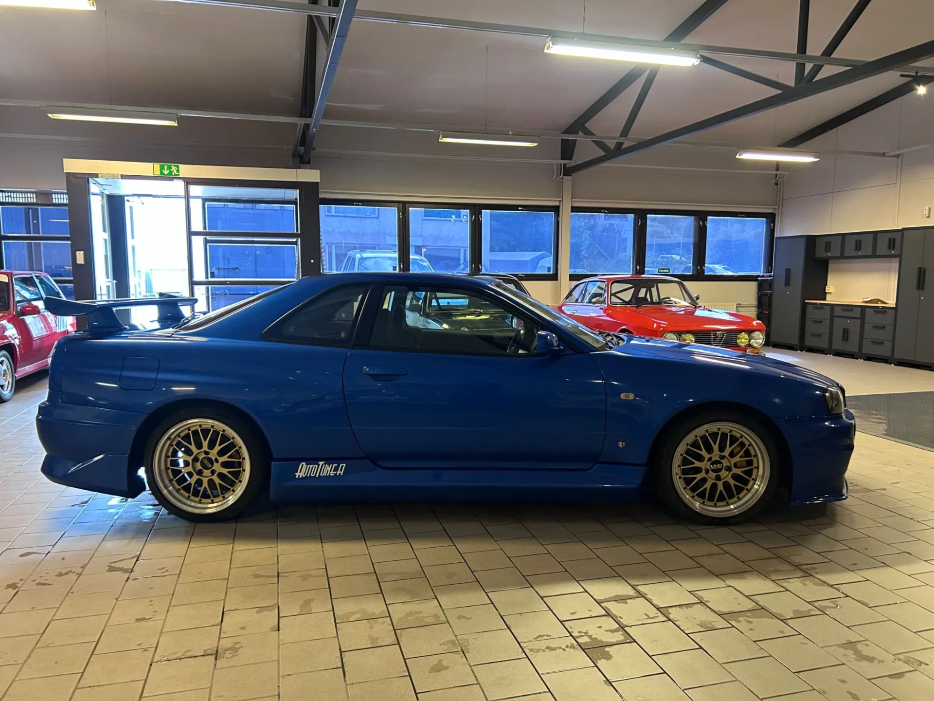 Nissan Skyline GT-R BNR34 – photo 2