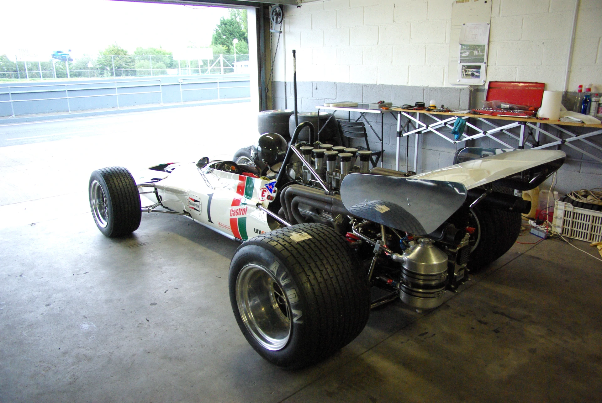 A vendre F5000 Surtees TS5 A 1970