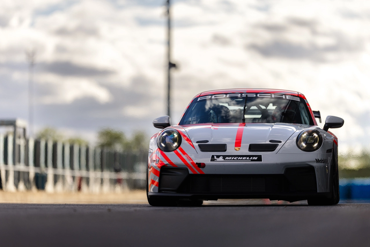Porsche 911 Challenge – photo 1