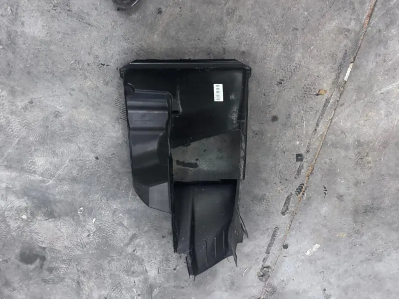 Écope radiateur gauche Porsche Cayman GT4 RS 982121333D