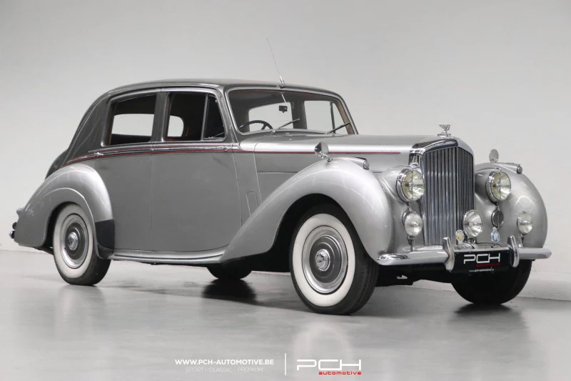 BENTLEY Type R Saloon