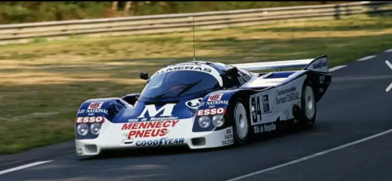 PORSCHE 962