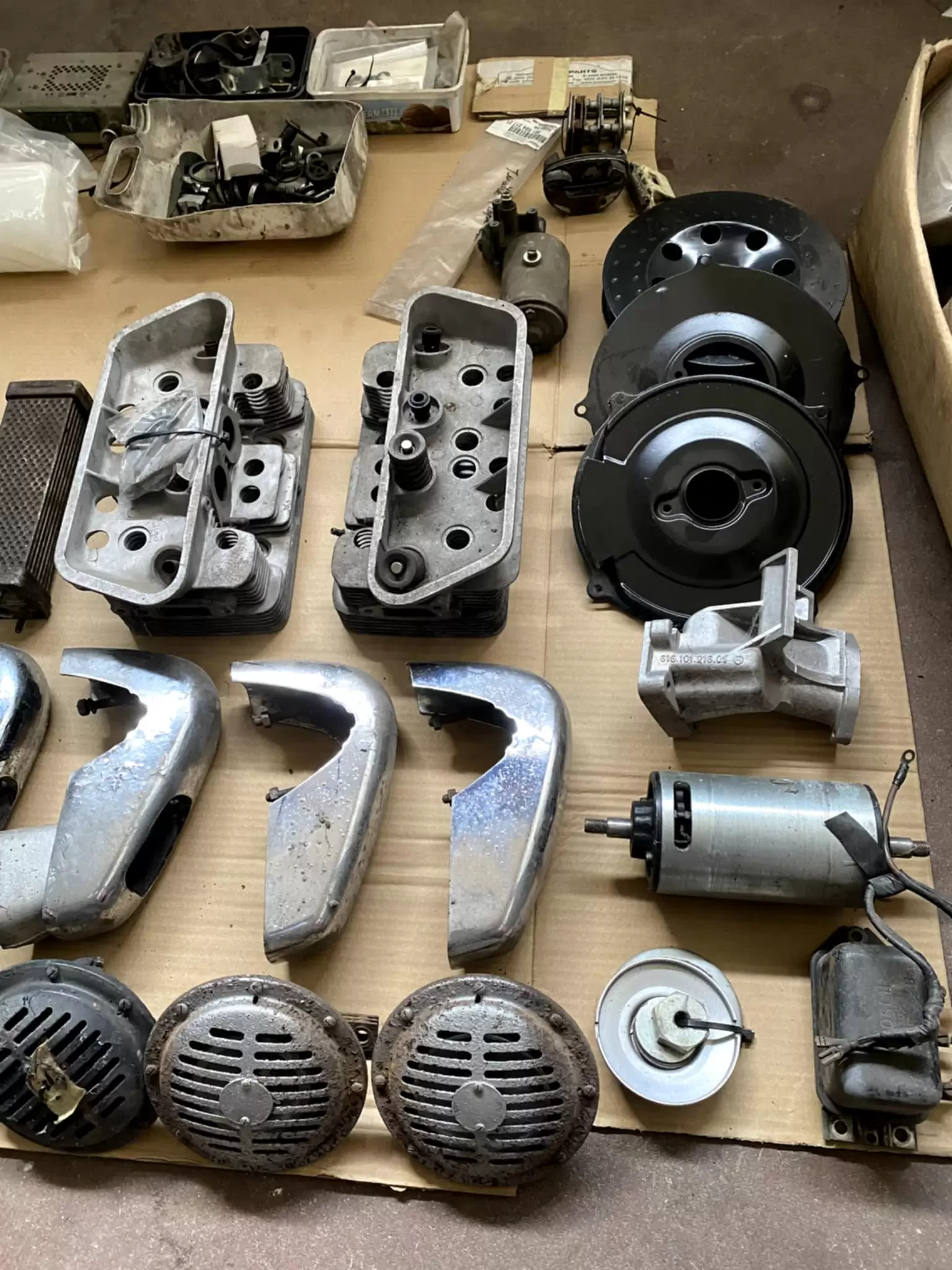 Lot de pièces Porsche 356 – photo 2