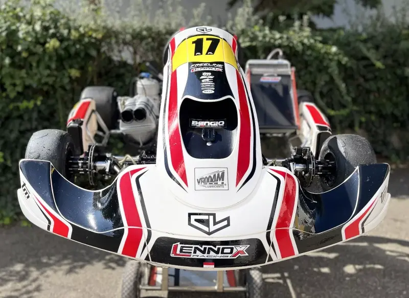 Kart de course Birel modèle Charles Leclerc S15 TM KZ R2