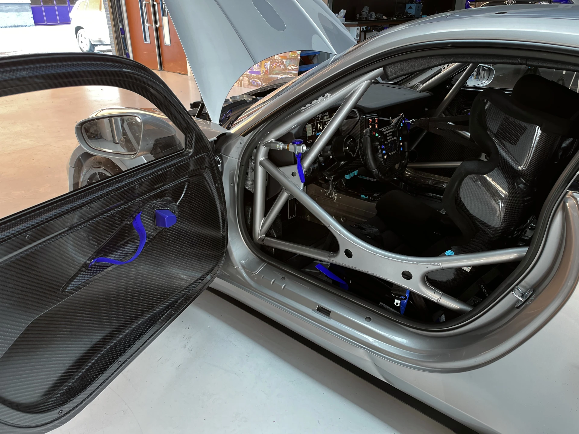 Porsche 992 GT3 Cup – photo 4