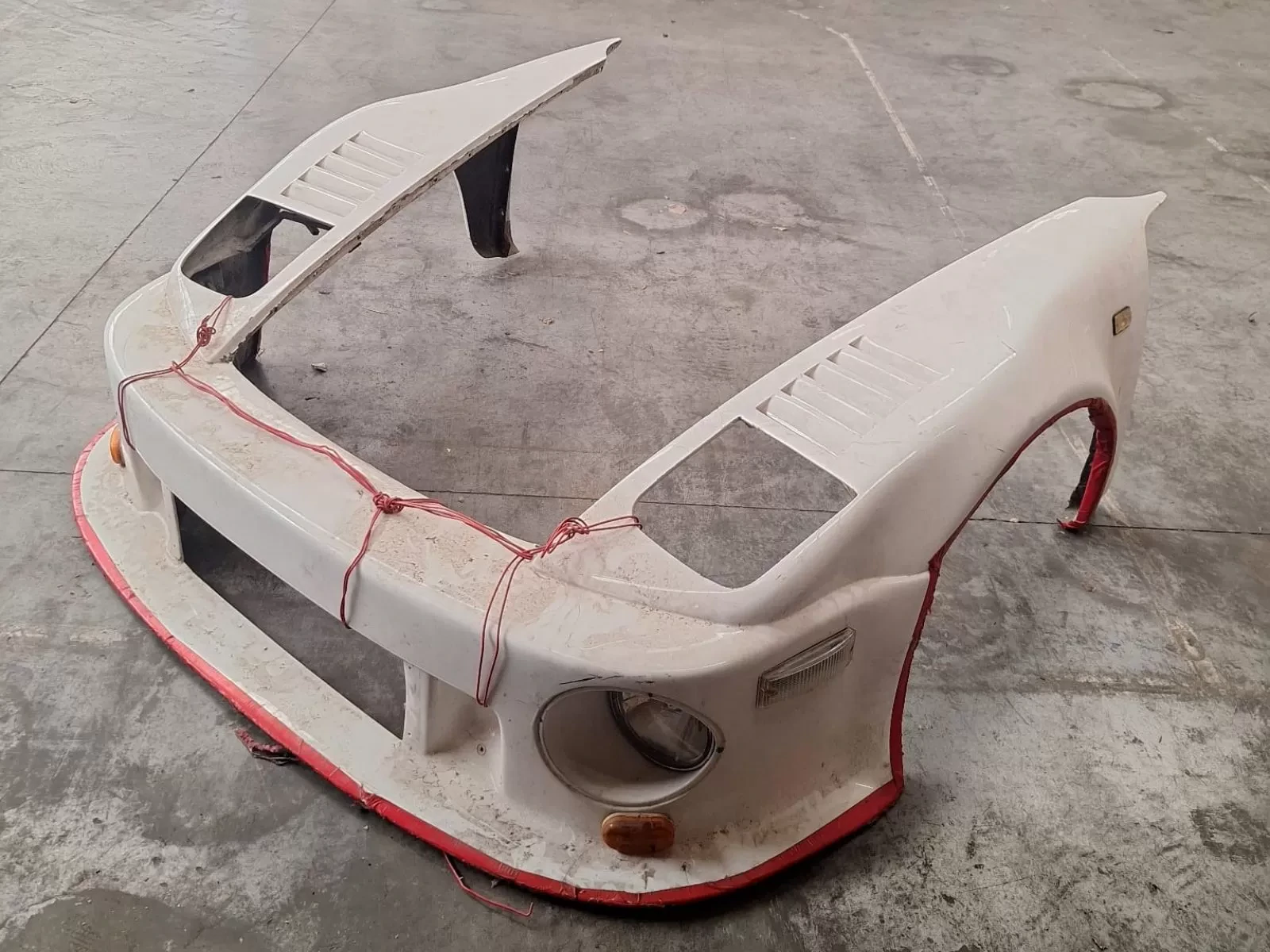 One-piece front panel in Porsche® 935 style – photo 3
