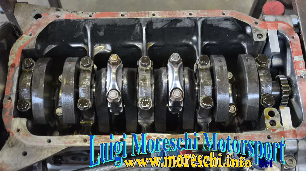 BMW M12 F2 Engine