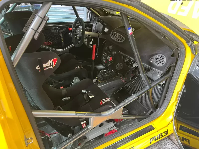 Clio R3 access