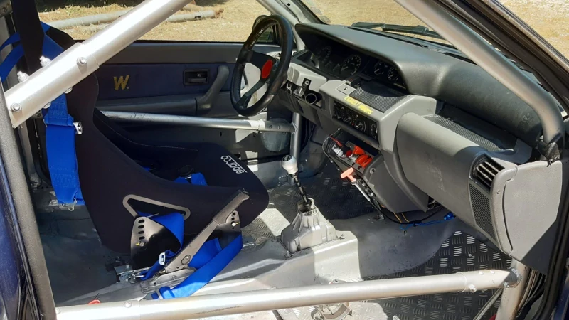VOITURE DE COURSE HISTORIQUE RENAULT CLIO 16V