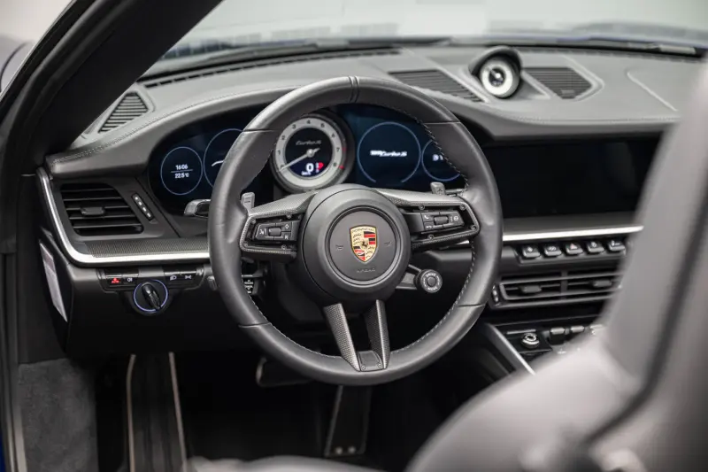 PORSCHE 911 TURBO S CABRIOLET TYPE 992