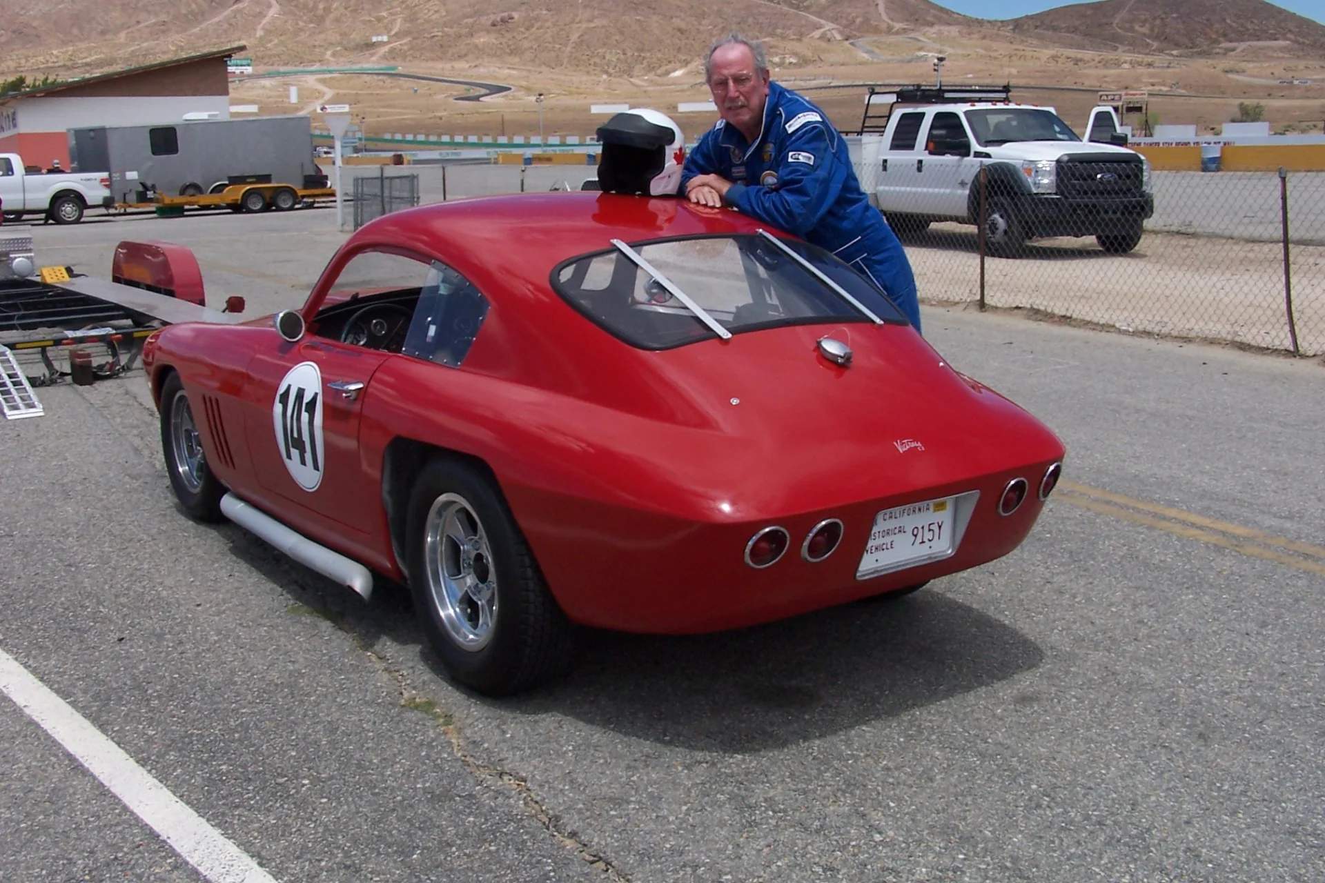 Vintage Racing - 1957 Victress C2 Coupe – photo 3