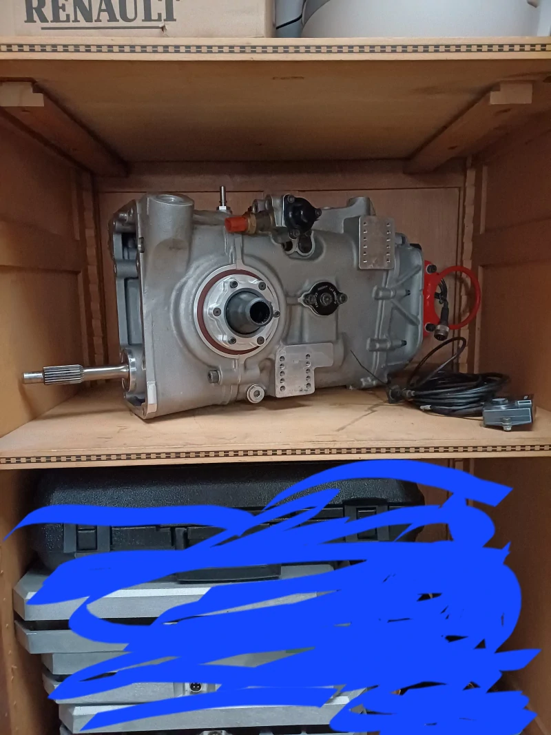 Sadev box in new condition