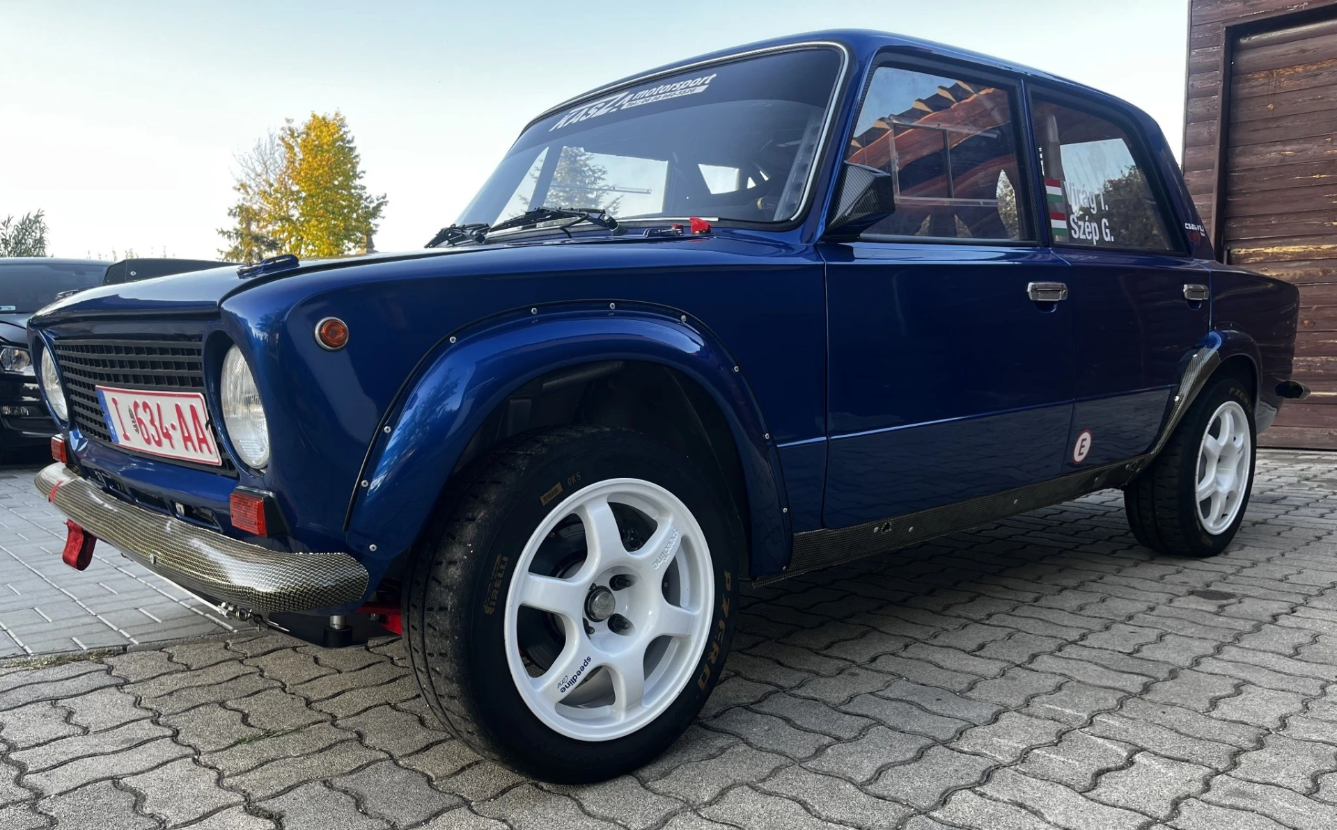 Voiture de rallye Lada 2101 – photo 1
