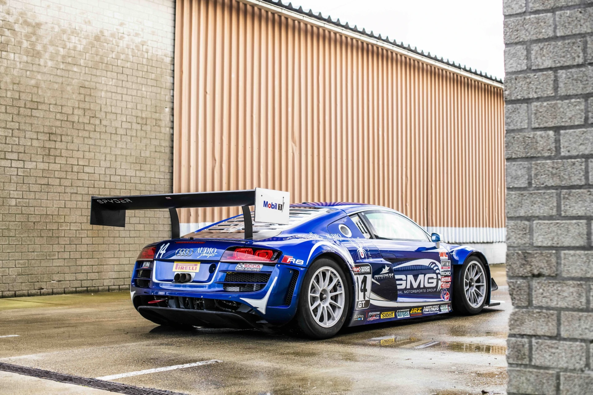2011 Audi R8 LMS Ultra GT3