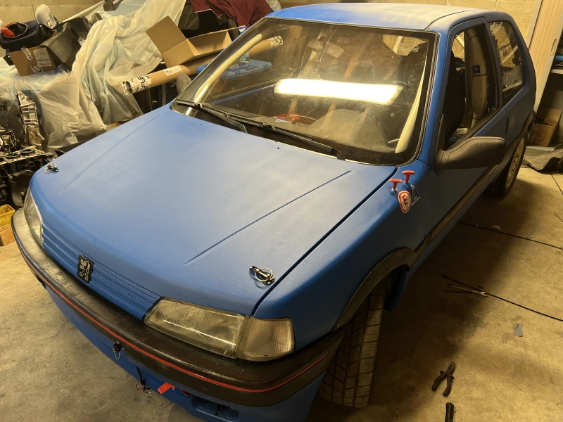 106 rallye classe a5 + caisse supplémentaire