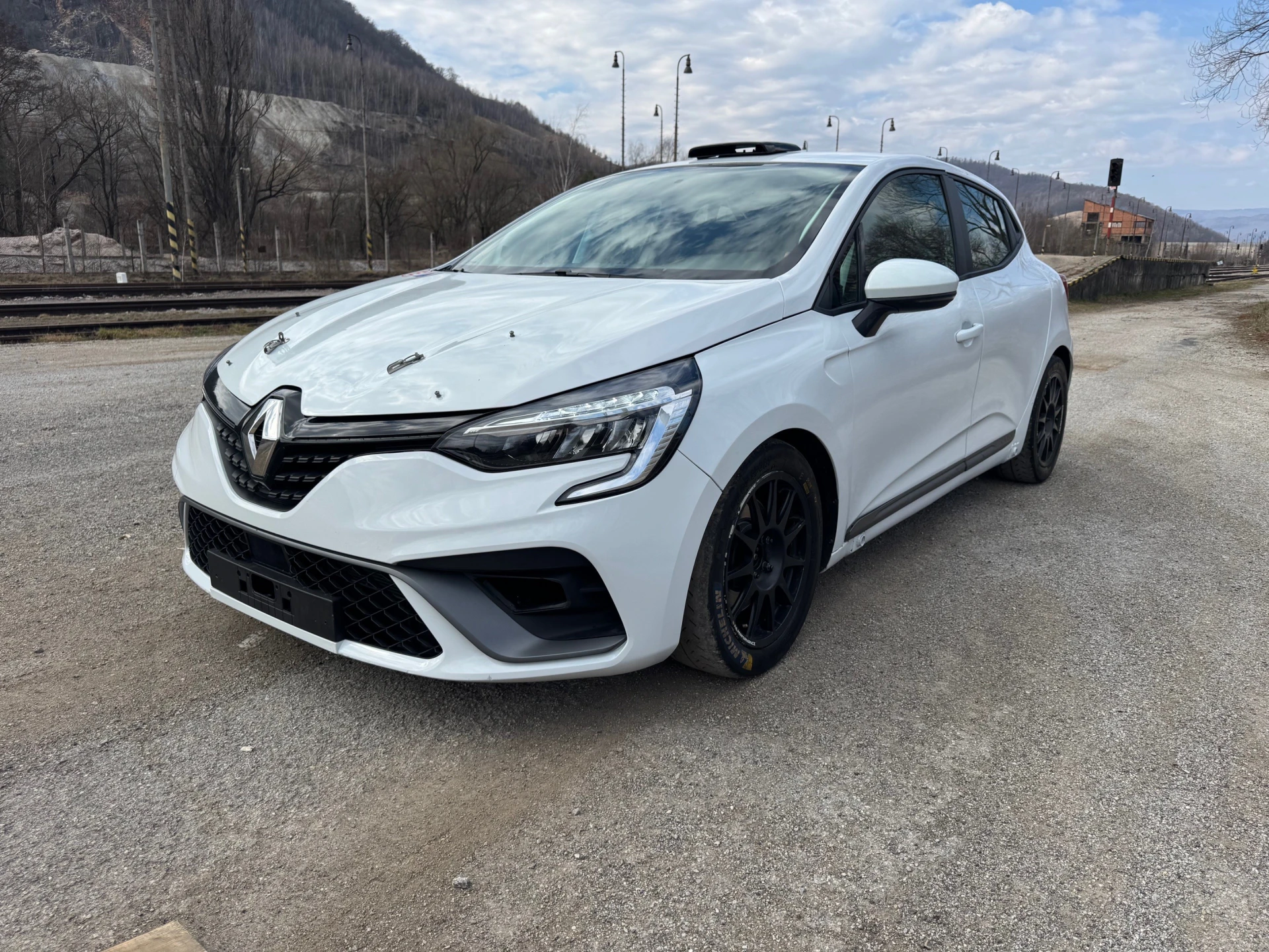 Clio Rally5 – photo 1