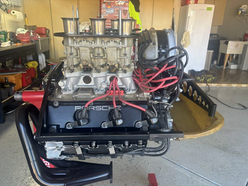 Modified 2.8 L twin plug Porsche 911 engine