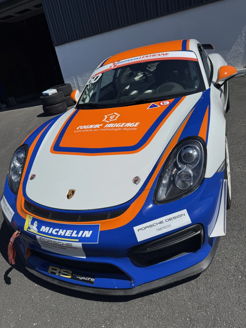 Porsche cayman Cup GT4 981