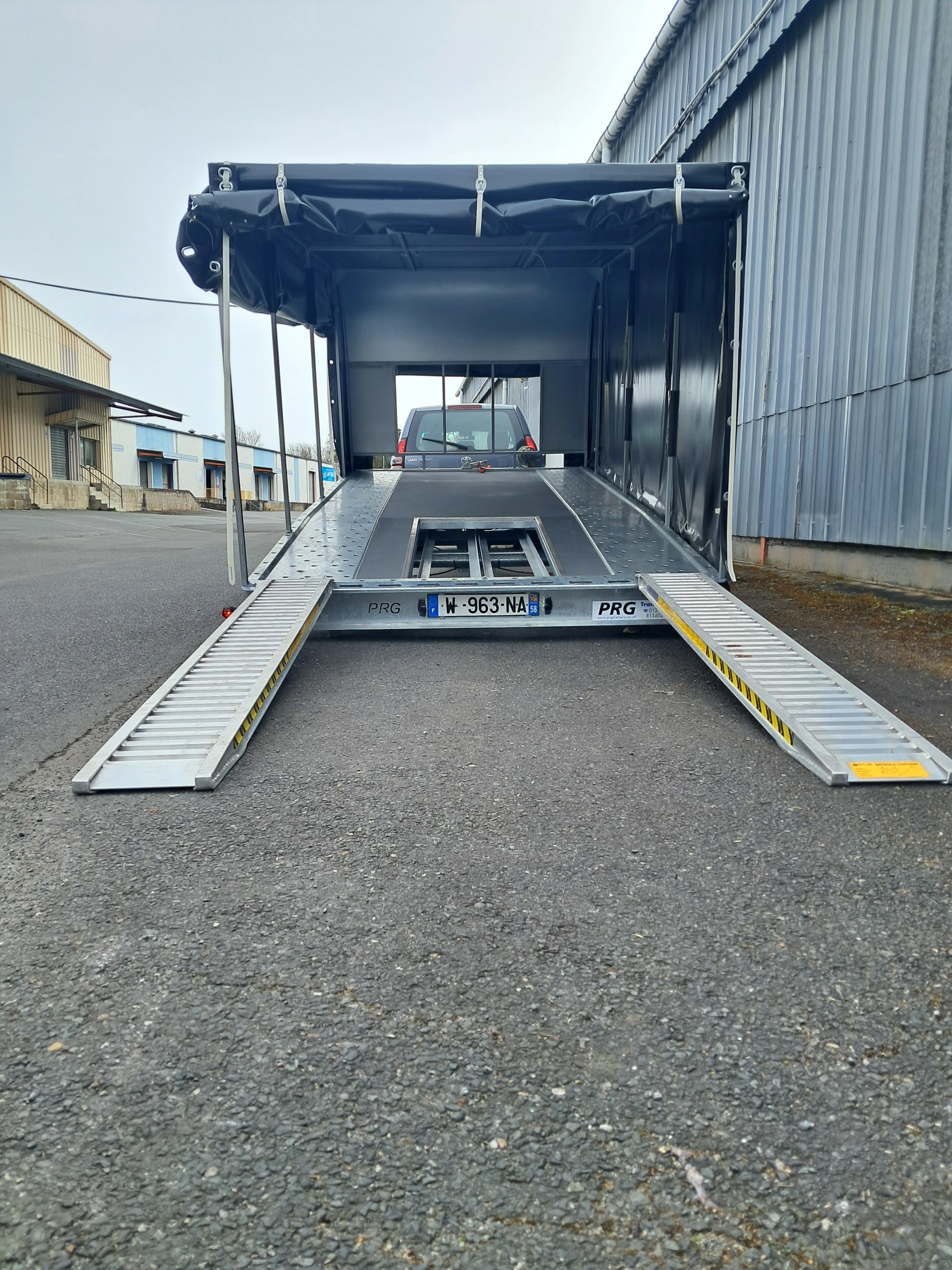 Remorque porte voiture PRO, couverte, bâchée, EN STOCK – photo 3