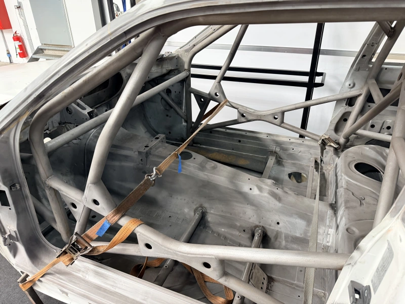 BMW 318 à terminer de monter… Échange possible