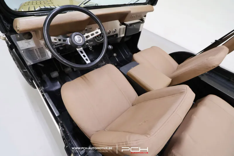 JEEP CJ-5 5.0 V8 – Golden Eagle Edition –