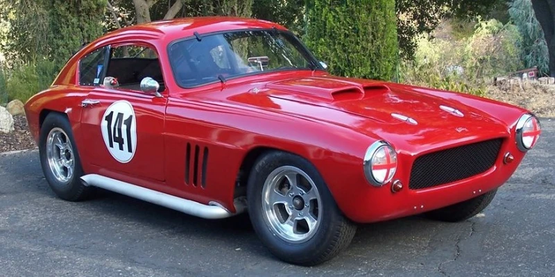 Vintage Racing - 1957 Victress C2 Coupe