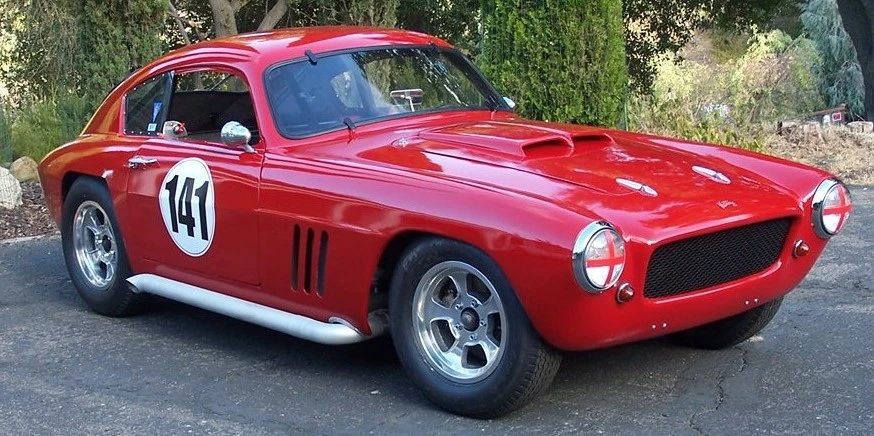 Vintage Racing - 1957 Victress C2 Coupe – photo 2