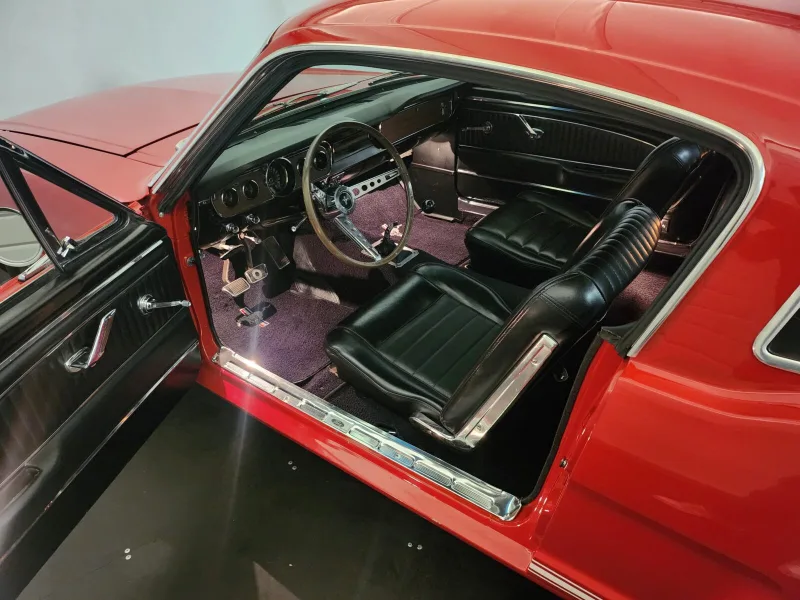 Ford Mustang Fastback GT code A
