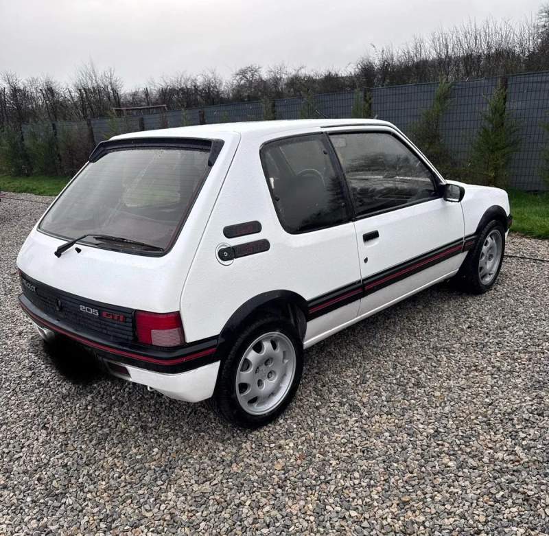 205 gti 1,6 restaurée