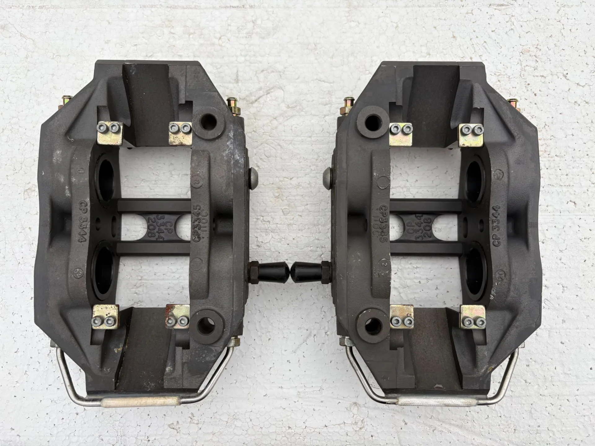 2 étriers AP Racing CP3344 4 pistons neufs – 309 Gr A / 106 / AX VHC – photo 3