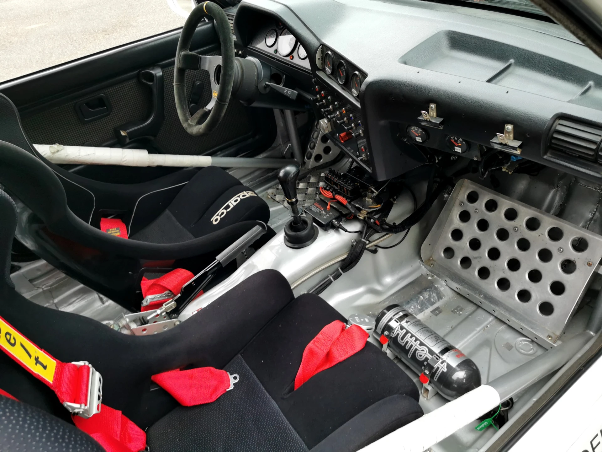 BMW M3 E30 GrA ex Hugues Delage – photo 3