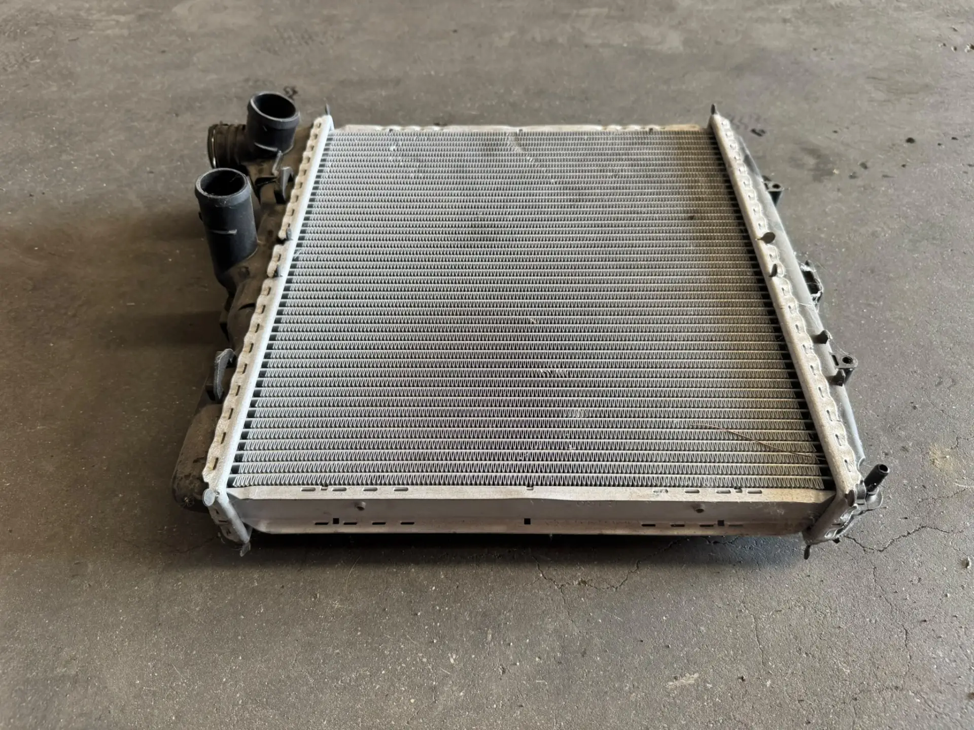 Radiator for Porsche 987, 997, GT3, GT3 Cup – 99710613102 – photo 1