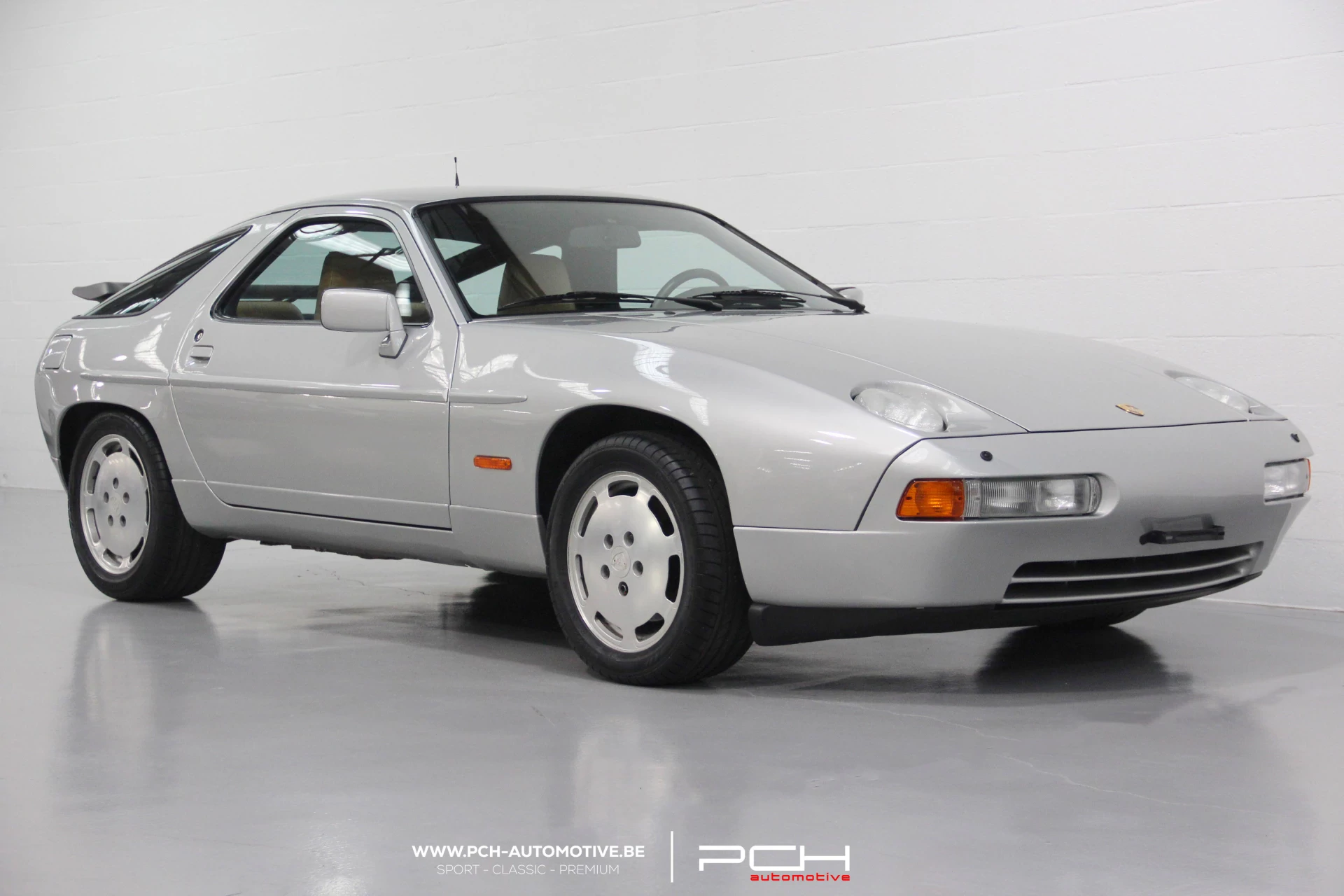 Porsche 928 S4 5.0 V8 320hp Aut. - Restored ! - 78.600 Kms