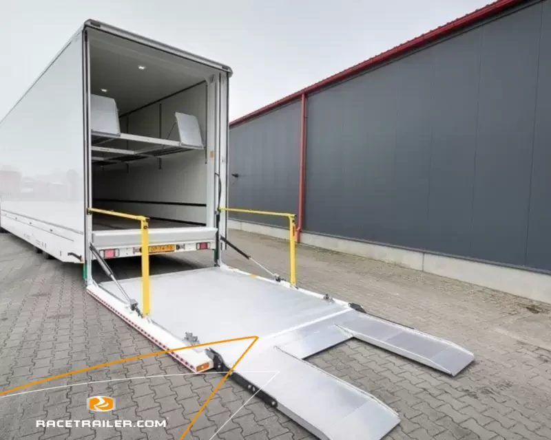 Quickly available, for a fast delivery a double deck race trailer including office space (no office), can carry up to 4 cars.