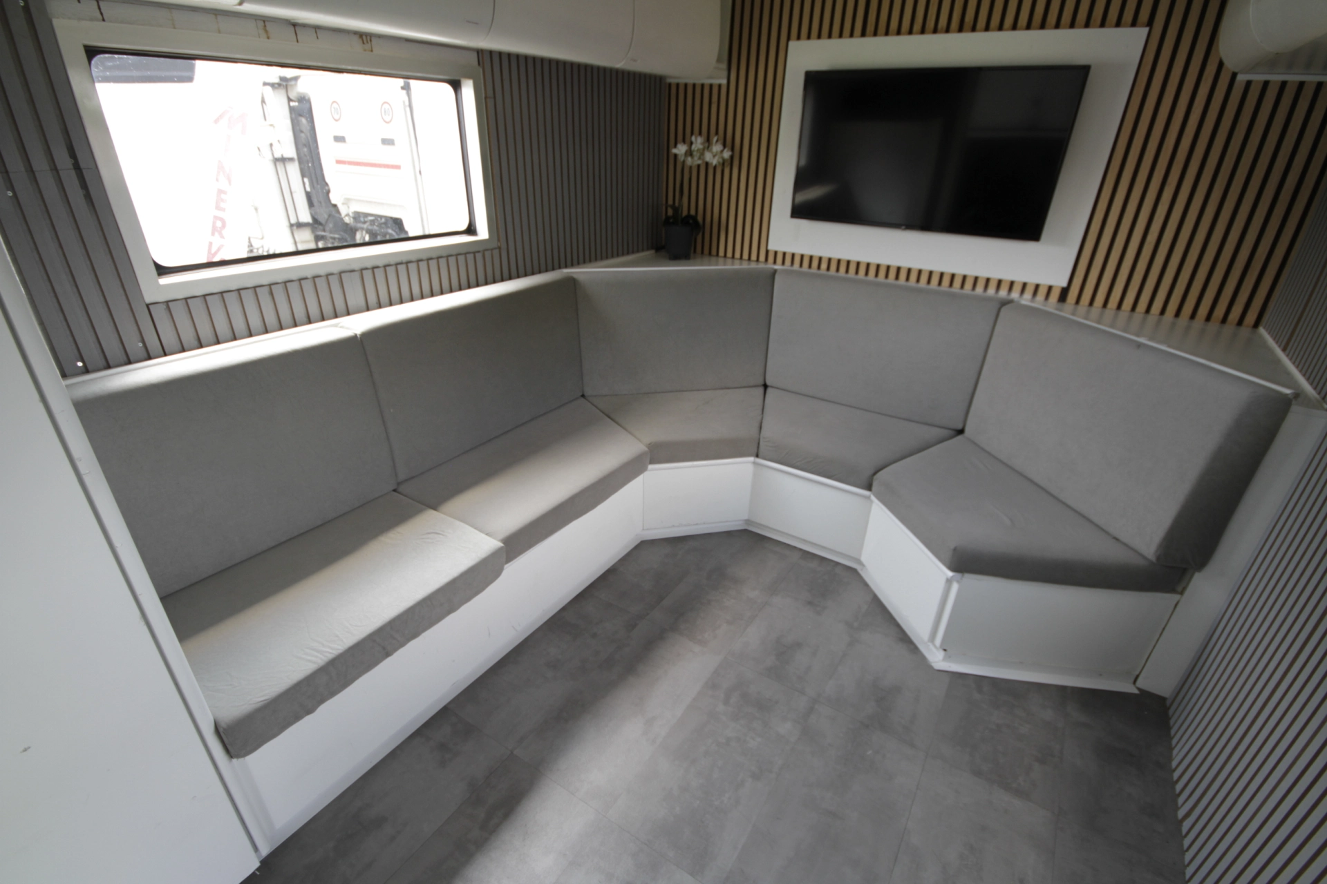 Semirimorchio Zorzi completo di Renault Magnum euro5 – photo 2