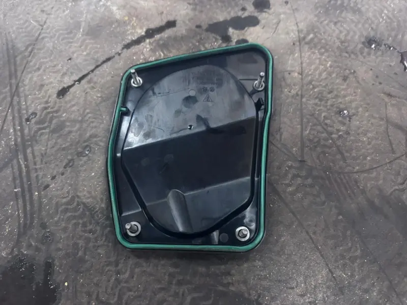 Cache intérieur droit d’admission Porsche Cayman GT4 RS - 9GT129598