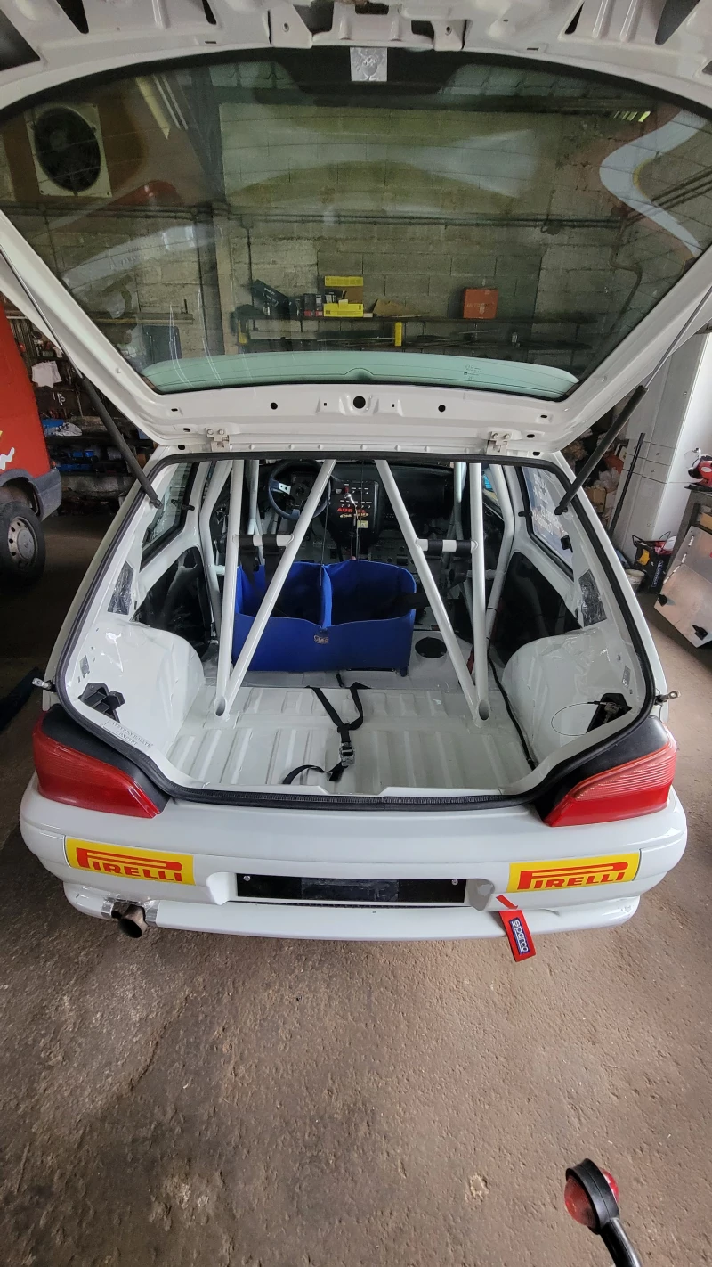 Peugeot 106 F213