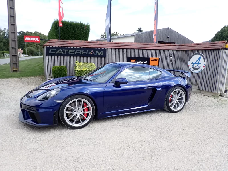 Porsche 718 Cayman GT4