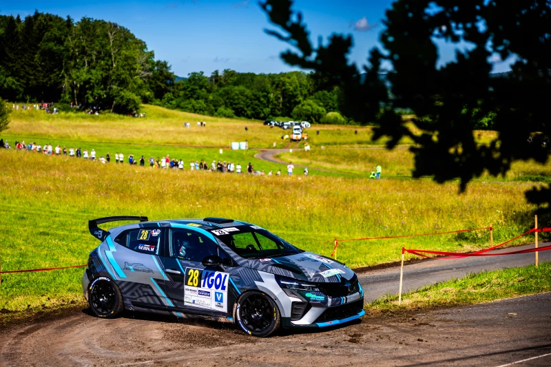 CLIO RALLY 3