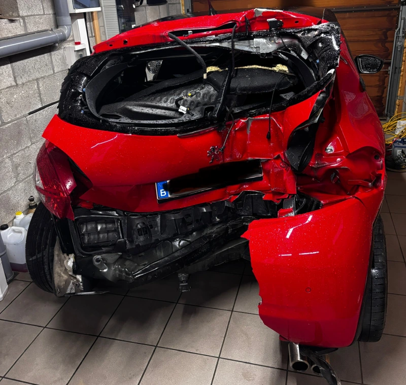 Peugeot 208 GTi BPS ACCIDENTÉE