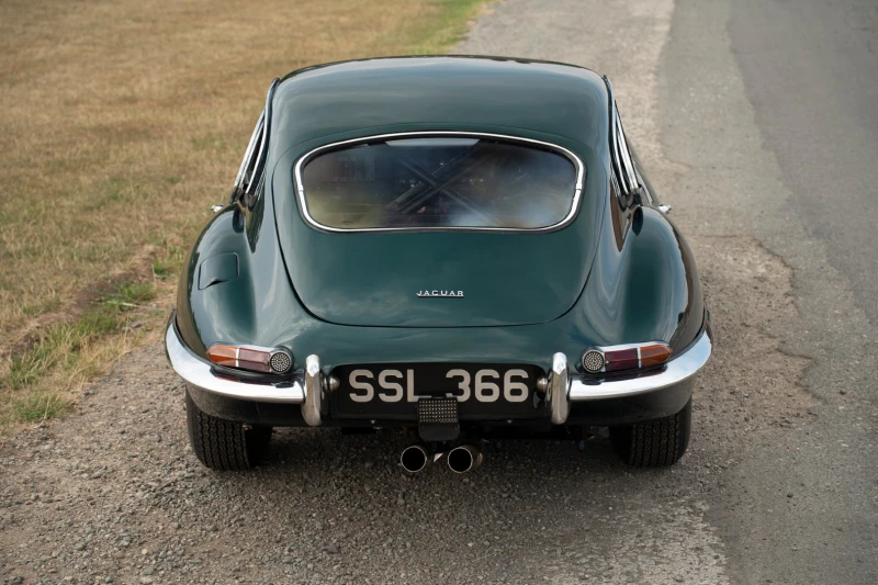 Jaguar Type E d'avant 1963