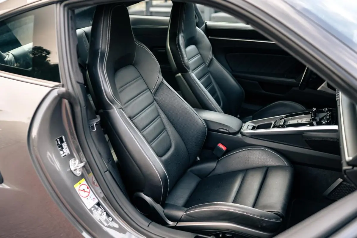 PORSCHE 911 TURBO S – photo 4
