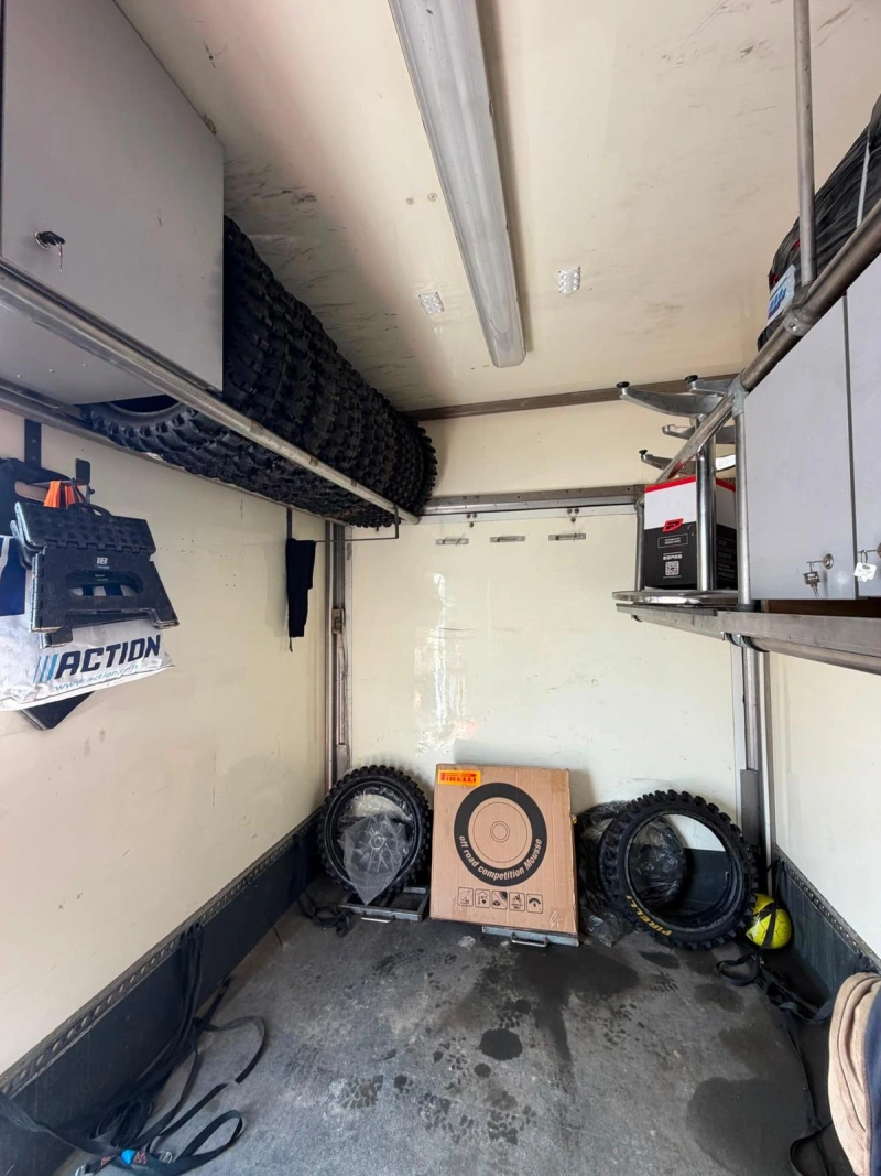 Scania R114 motorhome + Stevens trailer